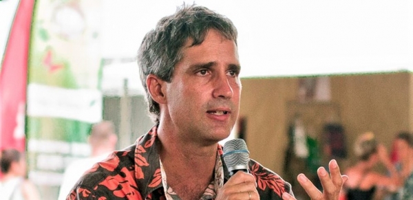 22/12/2020 - Pū haamevaha tekao &laquo; Te Henua &egrave;nana &raquo; / Radio Marquises - Interview de Jacques VERNAUDON (24&rsquo;)